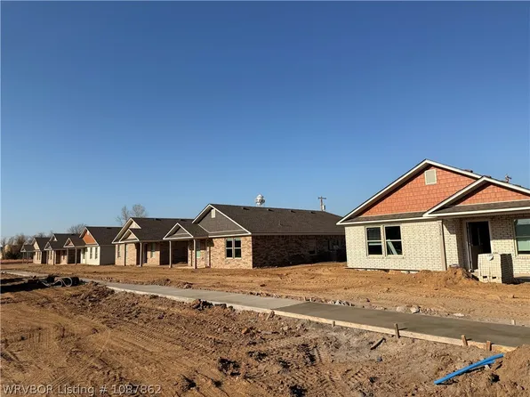 5000-5224 33rd, Fort Smith, AR 72903