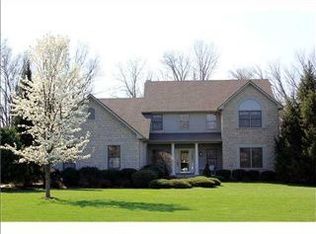 10242 Galena Pointe Dr, Galena, OH 43021