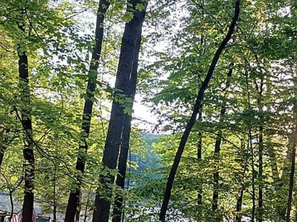 4 Spruce Vlg, Vernon, NJ 07461