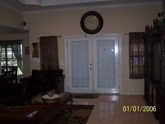 2nd image of 3080 Arbor Park