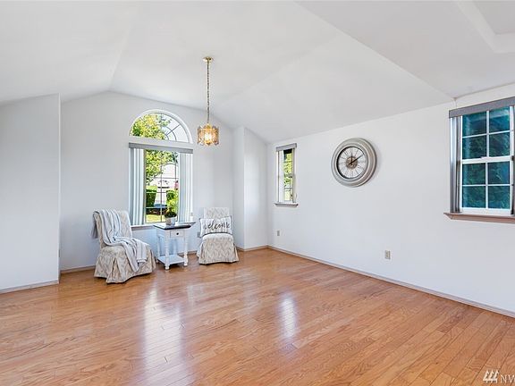 5th image of 10020 257th Street Ct E