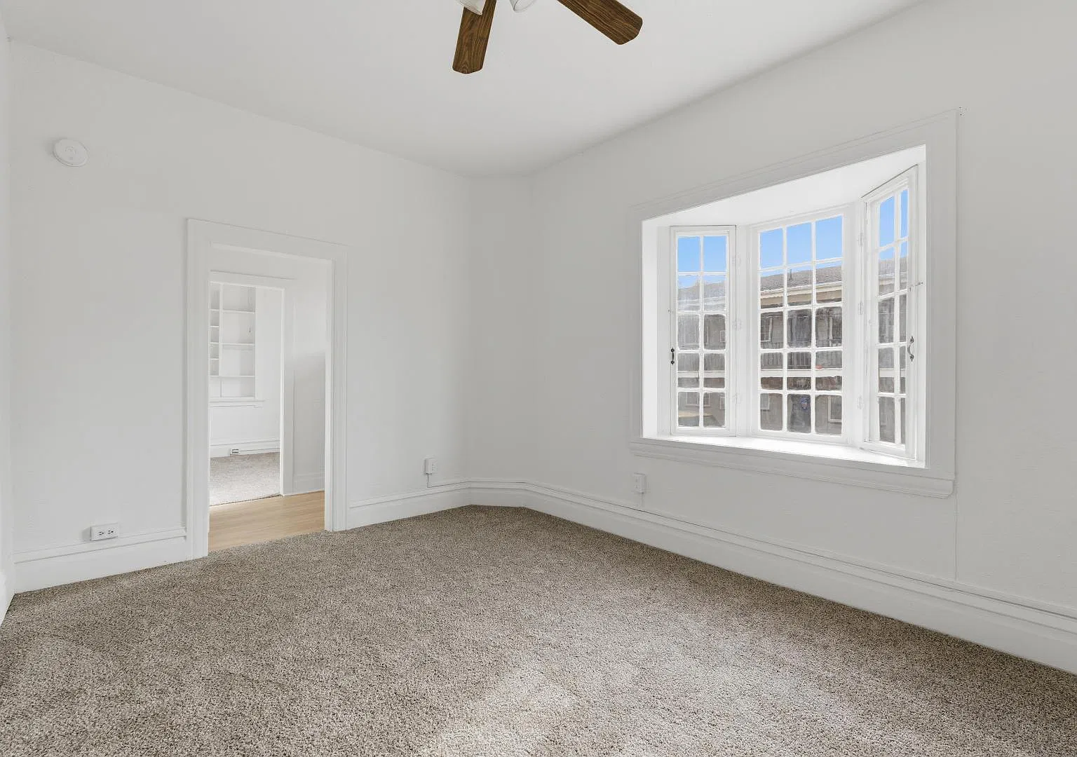237 S 1100 E - Unit 2 — Photo 1