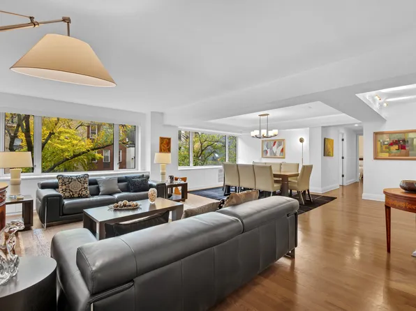 211 East 51st Street image 1 of 21