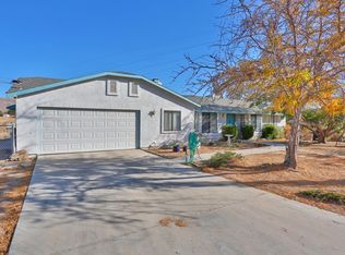 8071 Peach Ave, Hesperia, CA 92345
