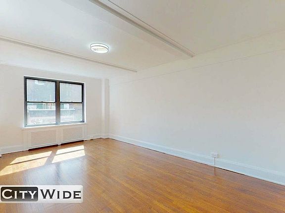 2nd image of 137 E 38th St #6P