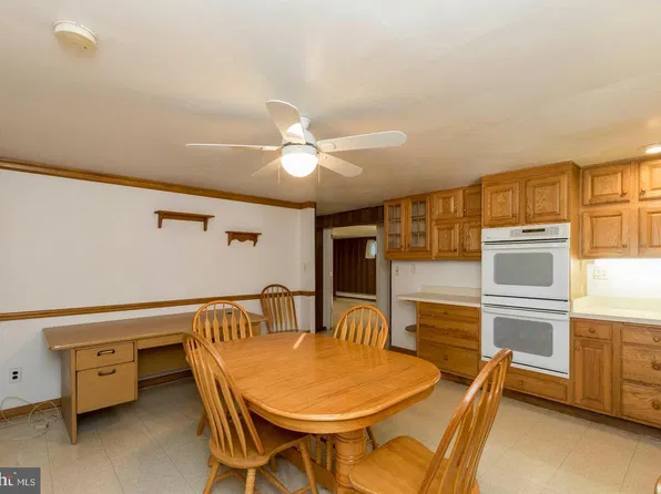 5305 Robert Lee Pl, Pomfret, MD 20675
