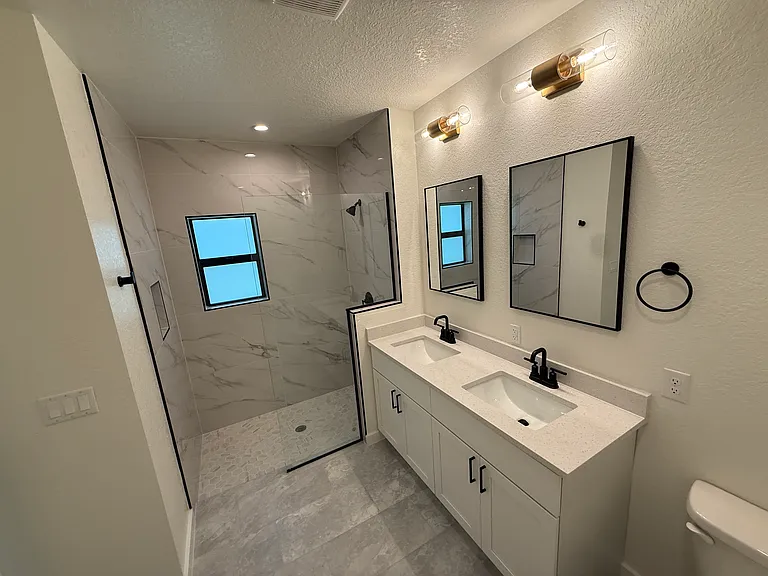 2646 Sadnet Ln — Photo 12
