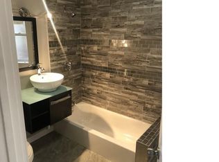 1016 W 72nd St #2, Chicago, IL 60621