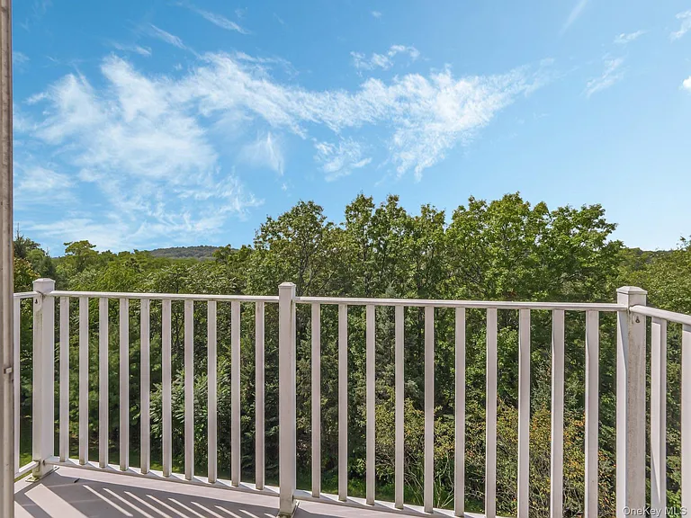 1115 Balsam Dr — Photo 24