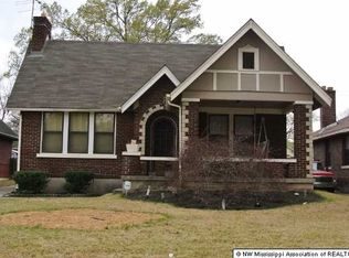 919 Hawthorne St, Memphis, TN 38107