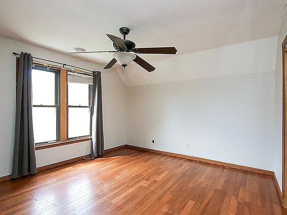 4th image of 715 N Holcombe Ave