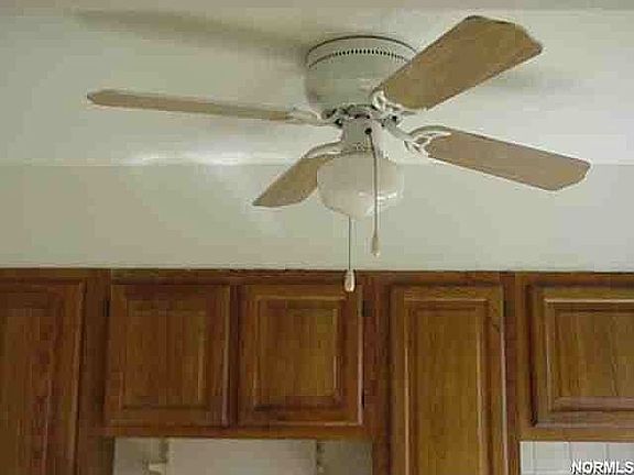 Kitchen w/ Ceiling Fan