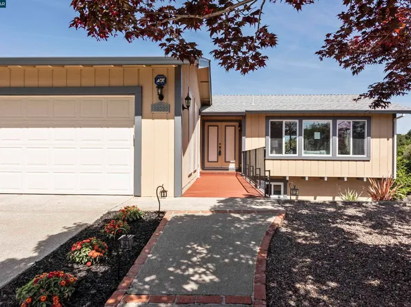 18509 Greenridge Ct, Castro Valley, CA 94552