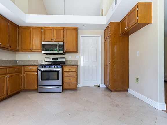 2nd image of 7381 Plumaria Dr