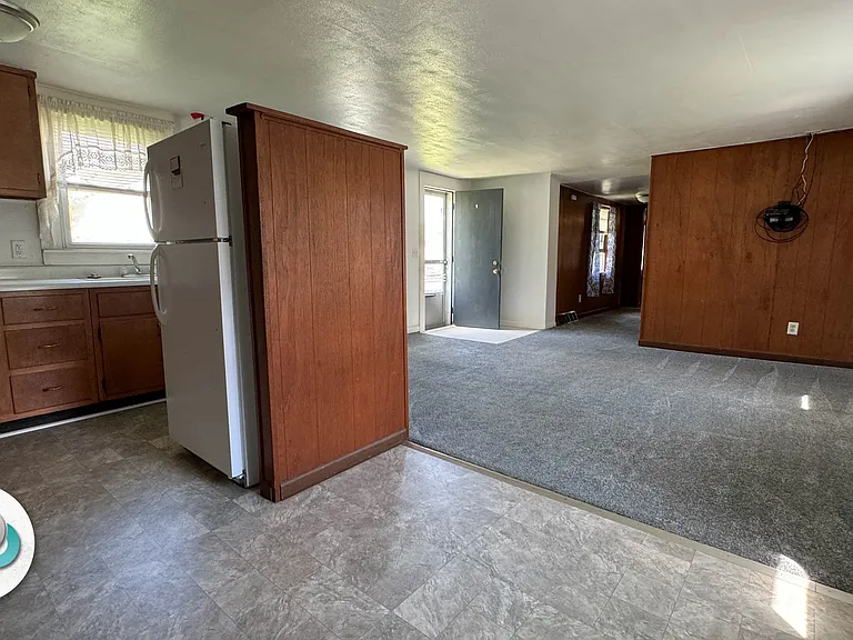 607 Cedar St — Photo 8