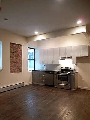 Rented by Bohemia Realty Group | media 19