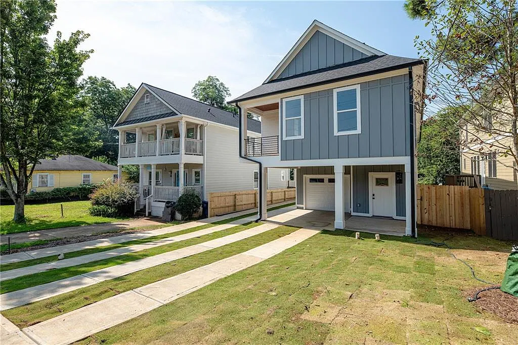 2 bed, 1.5 bath, 1231 sqft, $2,700 — Photo 3