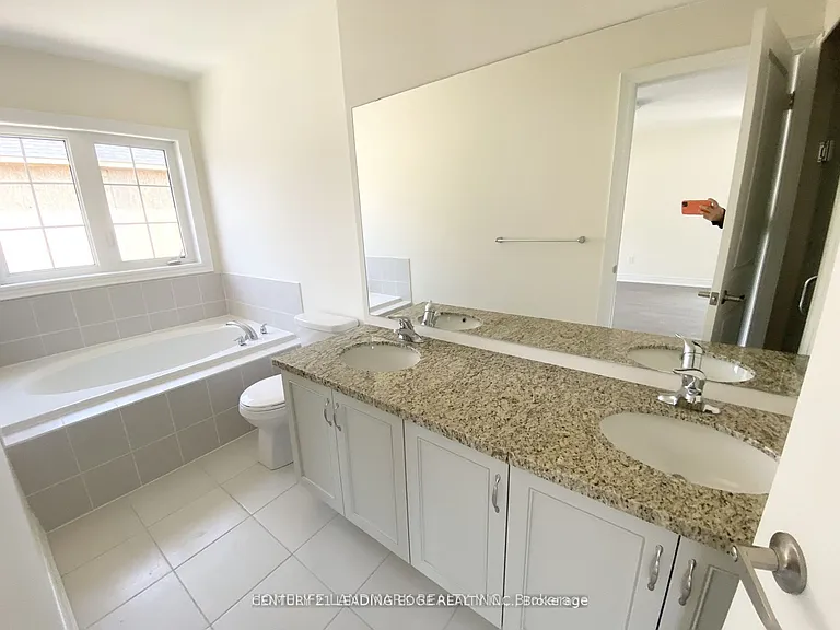2 Phillipsen Way — Photo 9