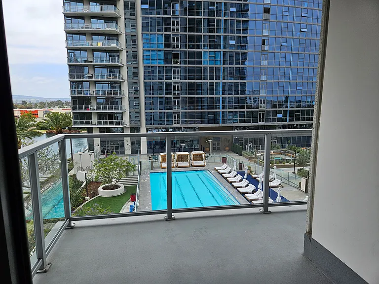 9 Macarthur Pl #N604 — Photo 15