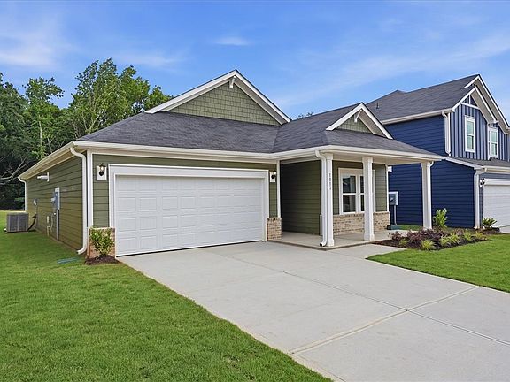 3rd image of 1017 Southwell Dr
