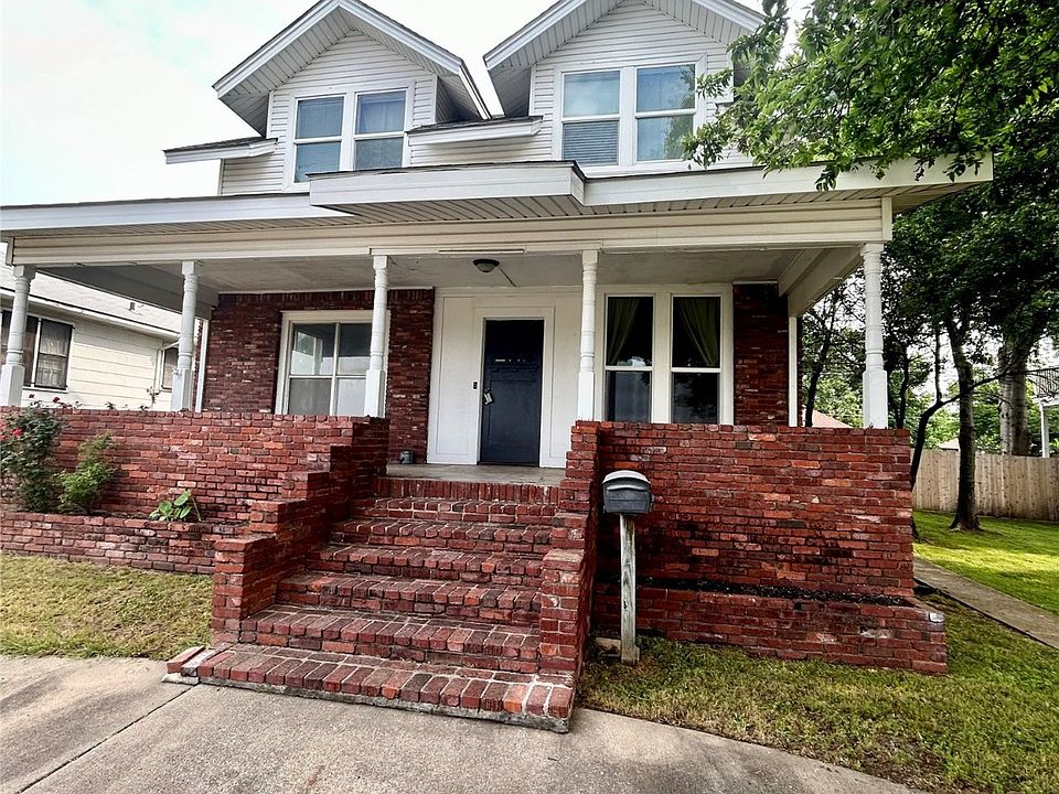 1st image of 527 E Washington Ave