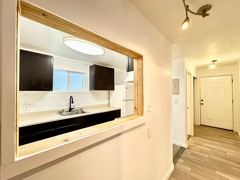 1728 12th Ave S #4 — Photo 13