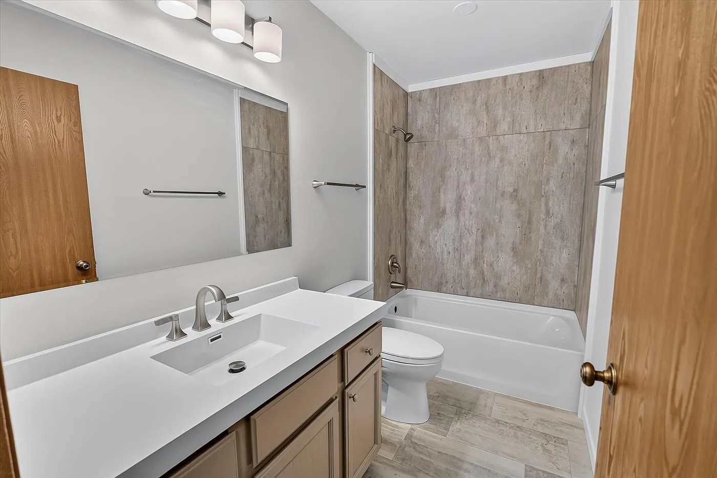 3 bed, 2.5 bath, 1526 sqft, $2,750 — Photo 4