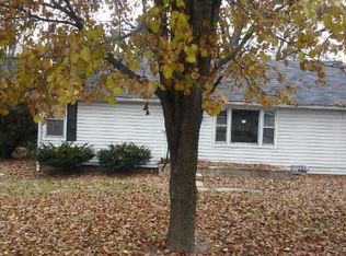 2022 Sandy Ridge Rd, Cahokia, IL 62206