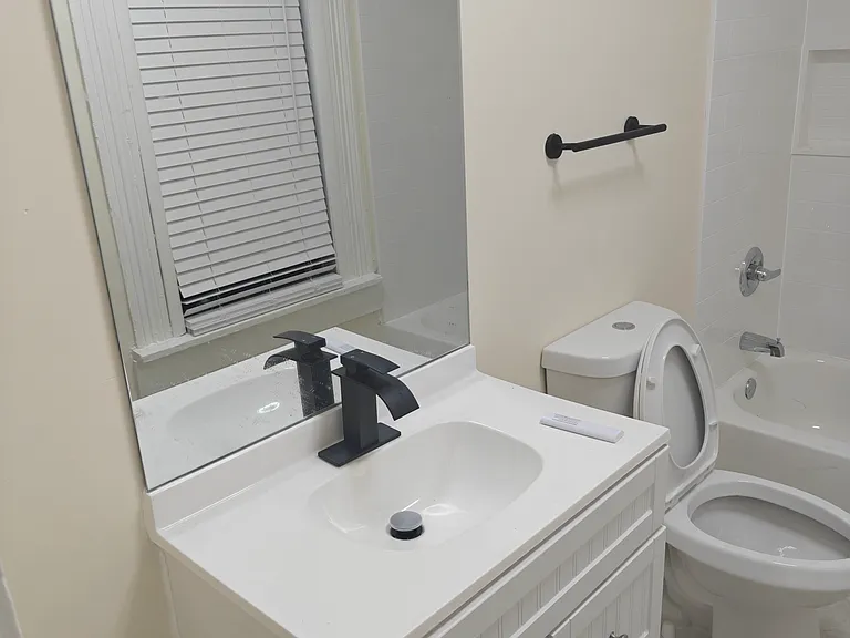 1734 Euclid Ave — Photo 5