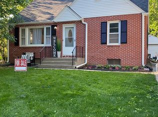 5728 South St, Lincoln, NE 68506