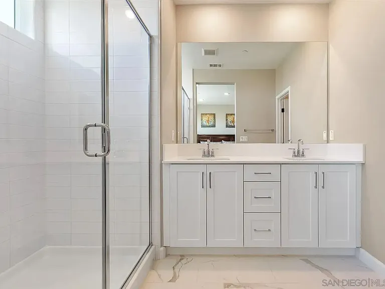 1837 Montage Ave — Photo 5