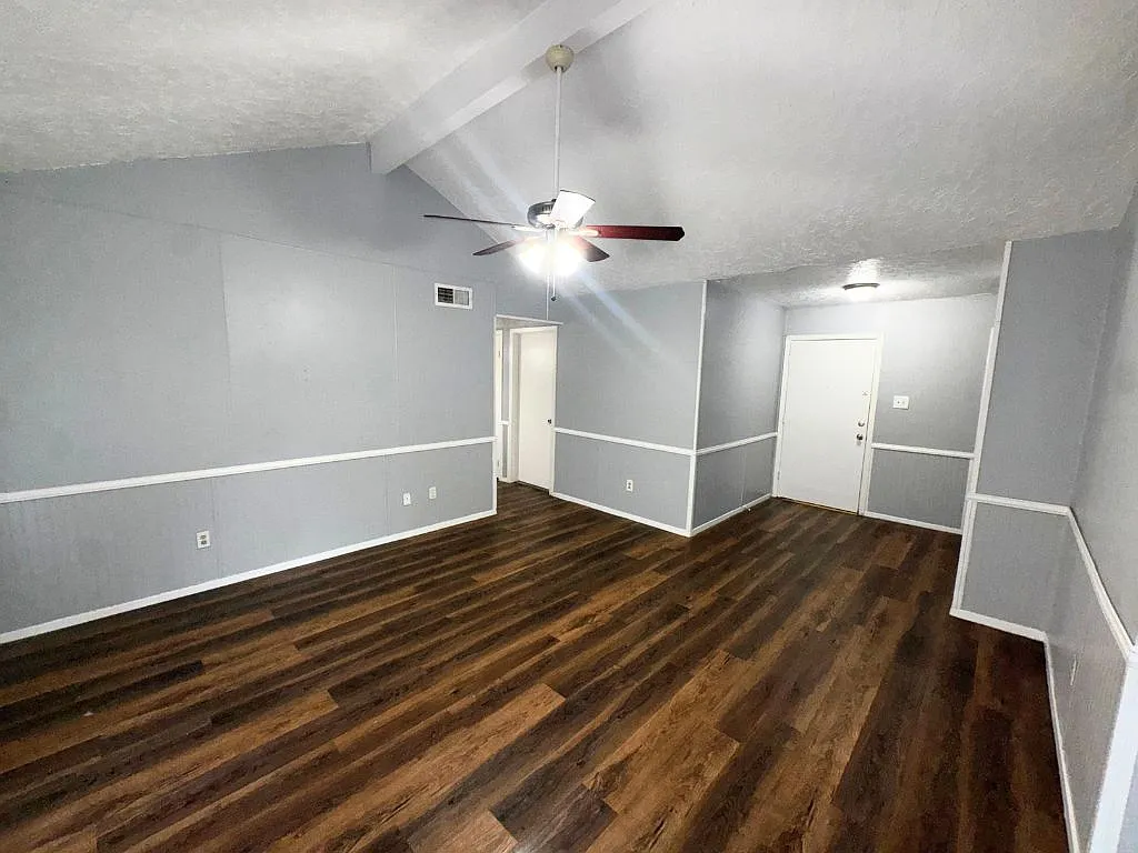 4806 Ripple Creek Dr Baytown TX 77521 — Photo 3