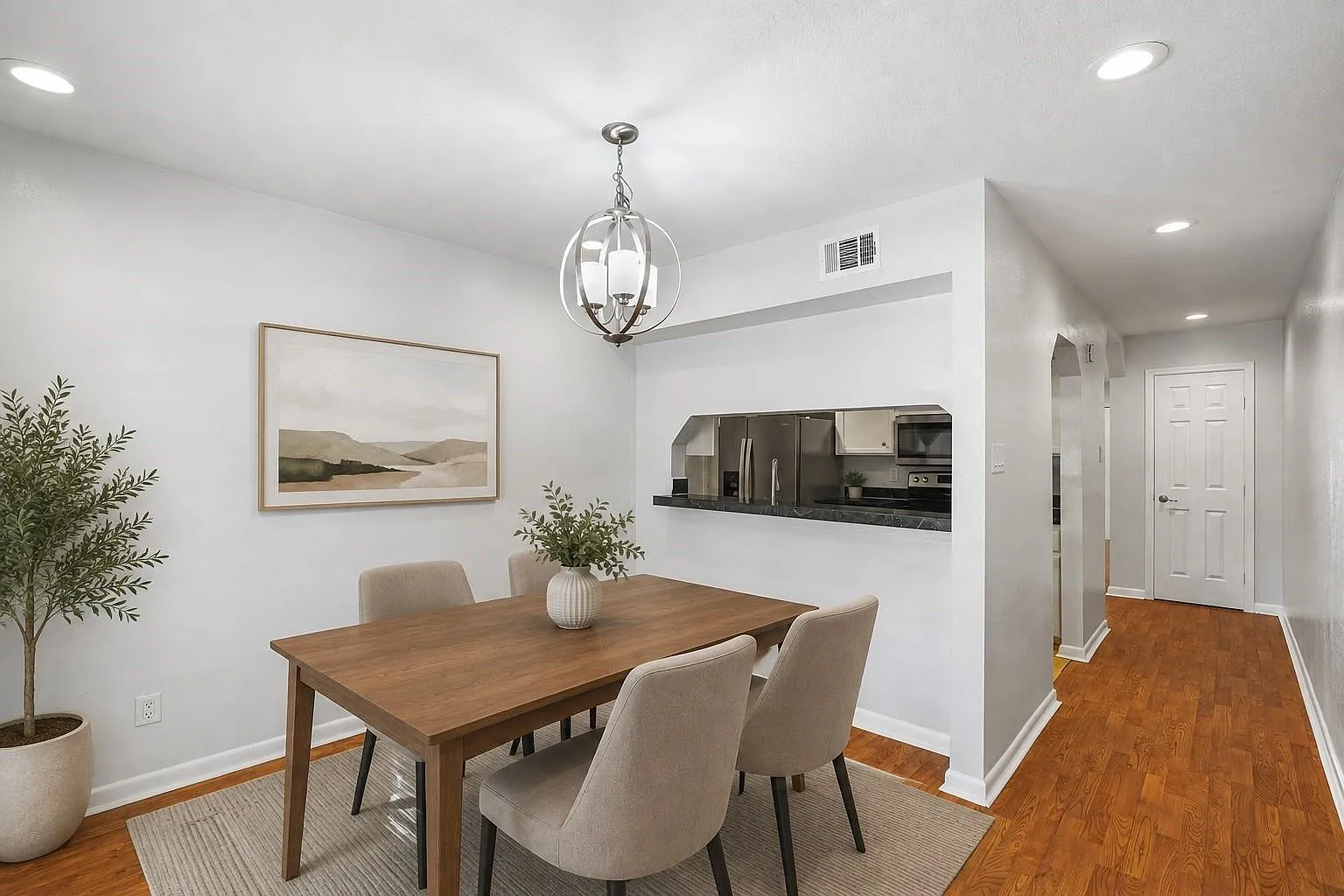 12633 Memorial Dr — Photo 2
