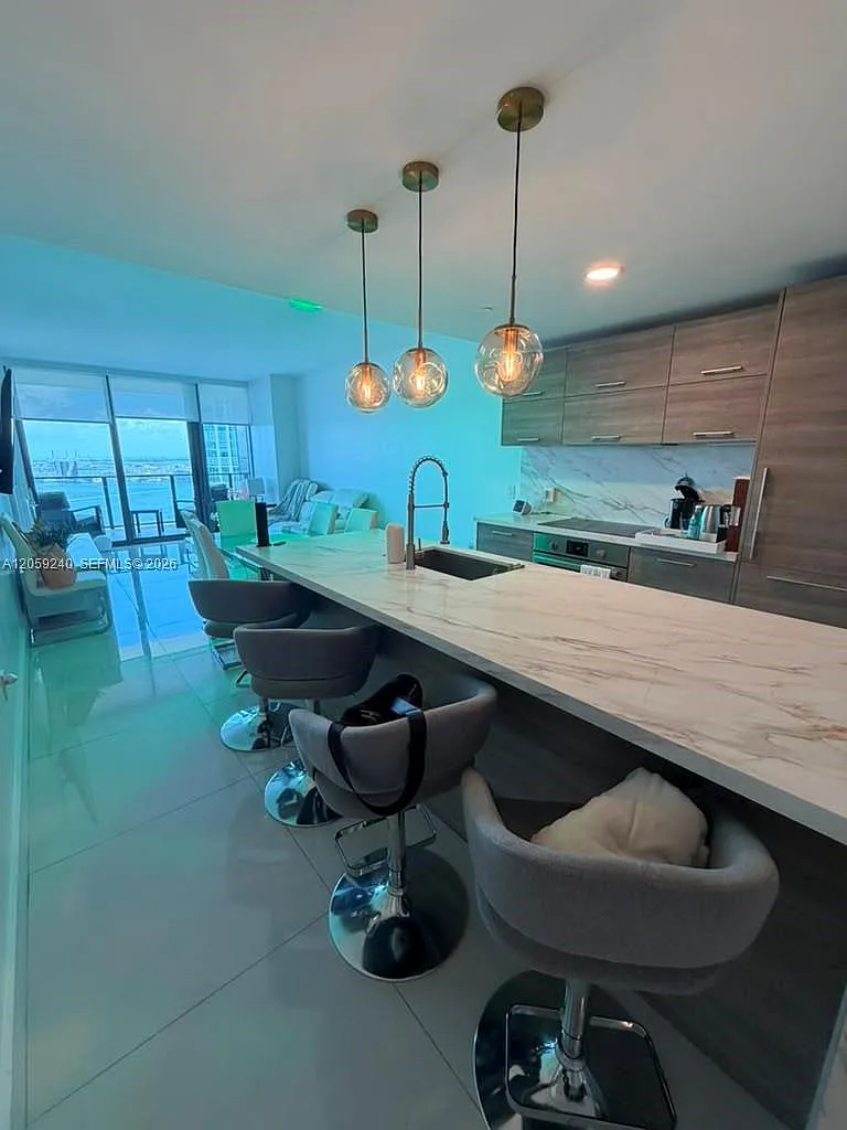 Paraiso Bay Condo — Photo 1