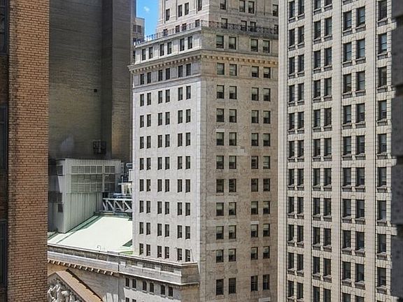 4th image of 20 Pine St APT 1503