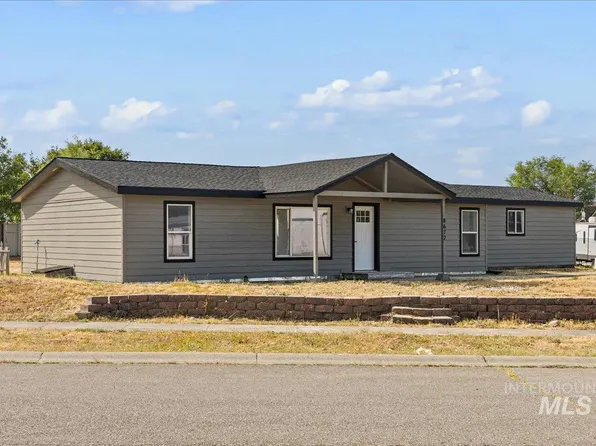 8672 W Colorado St, Rathdrum, ID 83858