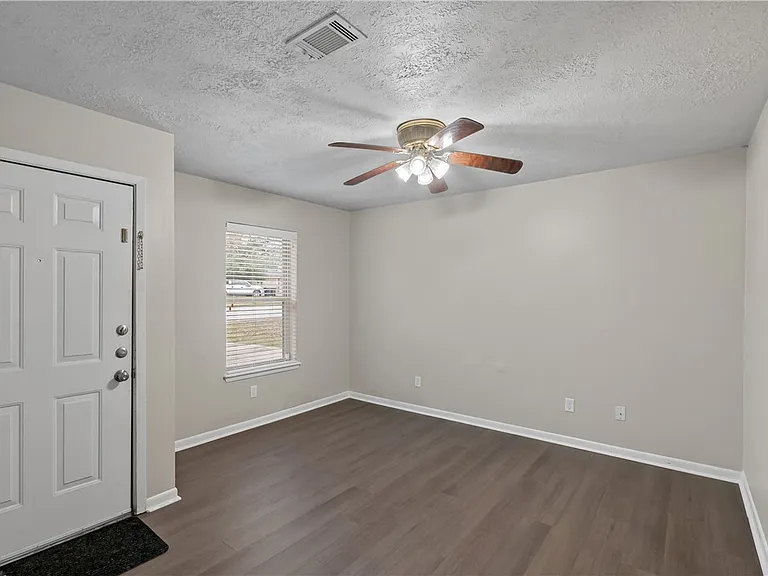 714 San Benito Dr — Photo 5