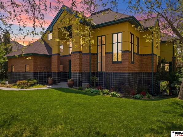 2101 Wilderness Ridge Dr, Lincoln, NE 68512