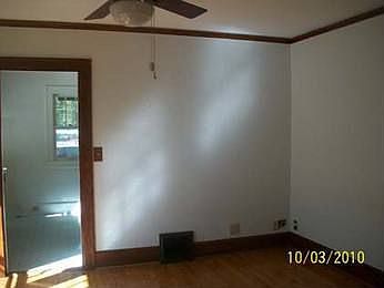 2nd image of 2204 Wallace St