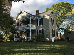 115 Nc Main Ln, New Canton, VA 23123