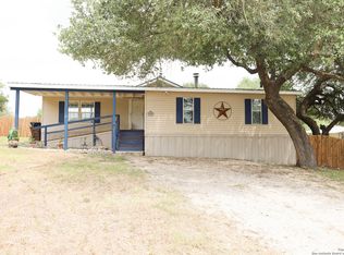 334 County Road 4511, Hondo, TX 78861