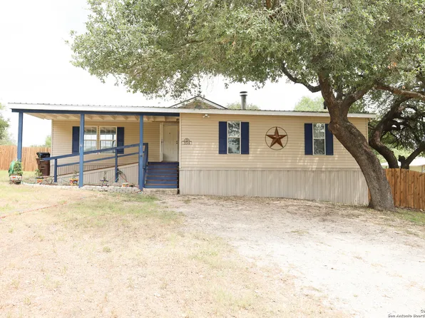 334 COUNTY ROAD 4511, Hondo, TX 78861