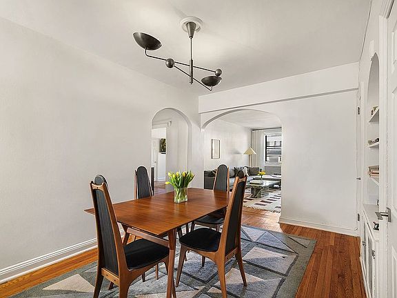 2nd image of 40 Clarkson Ave APT 3C