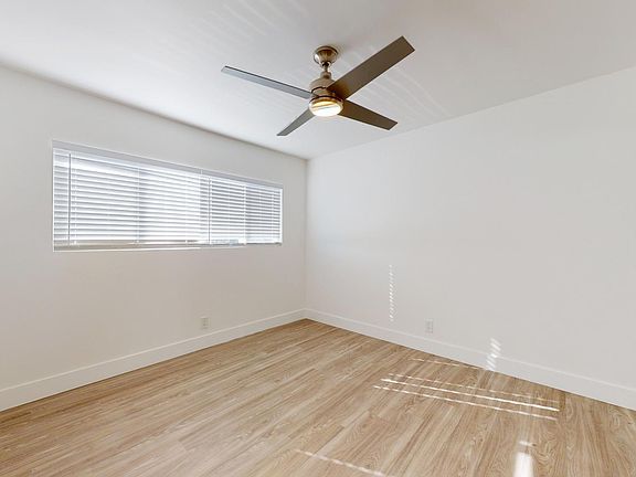 4th image of 400 N Los Robles Ave APT 14