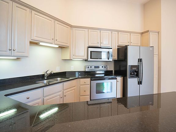 3rd image of 336 S Kalamazoo Mall APT 203