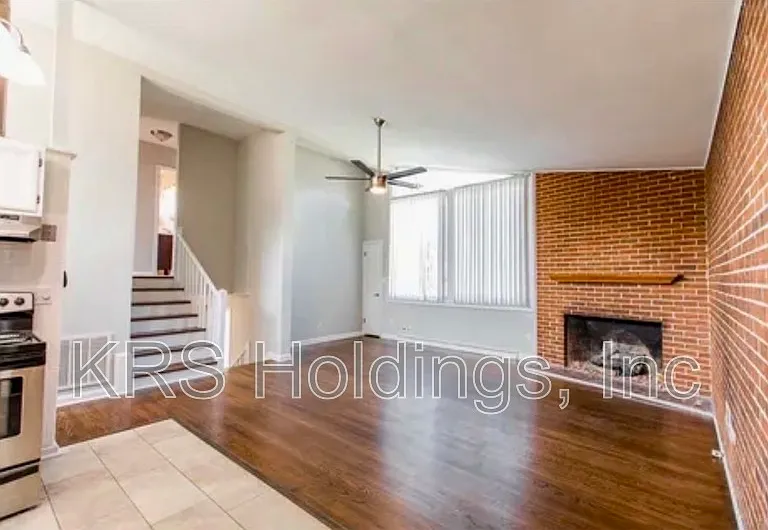 103 Middleboro Pl — Photo 2