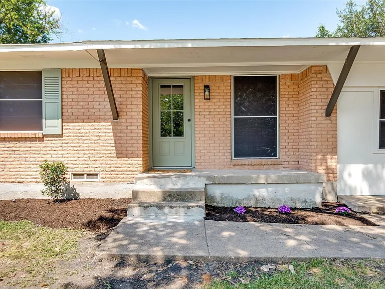 2701 Northview Pl — Photo 12