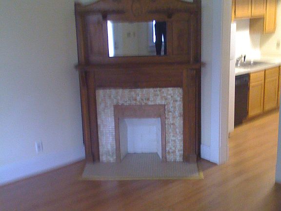 5th image of 1468 N Illinois St