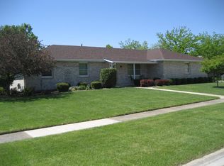 703 1st St, Manhattan, IL 60442