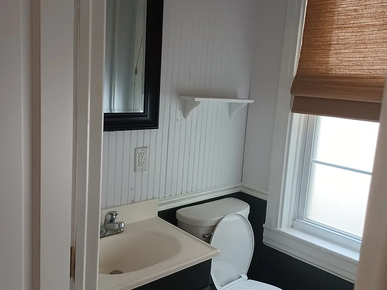 26 Cottage St — Photo 11